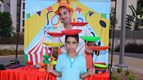 להטוטל חגיגת ג'אגלינג